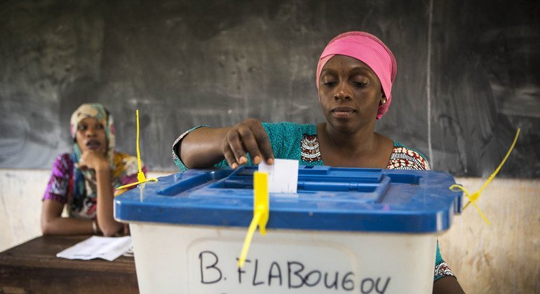 Un experts urge Mali to halt restrictions on political parties