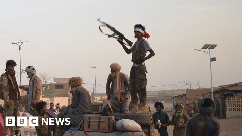 Mali junta faces critical decisions after rebel offensive