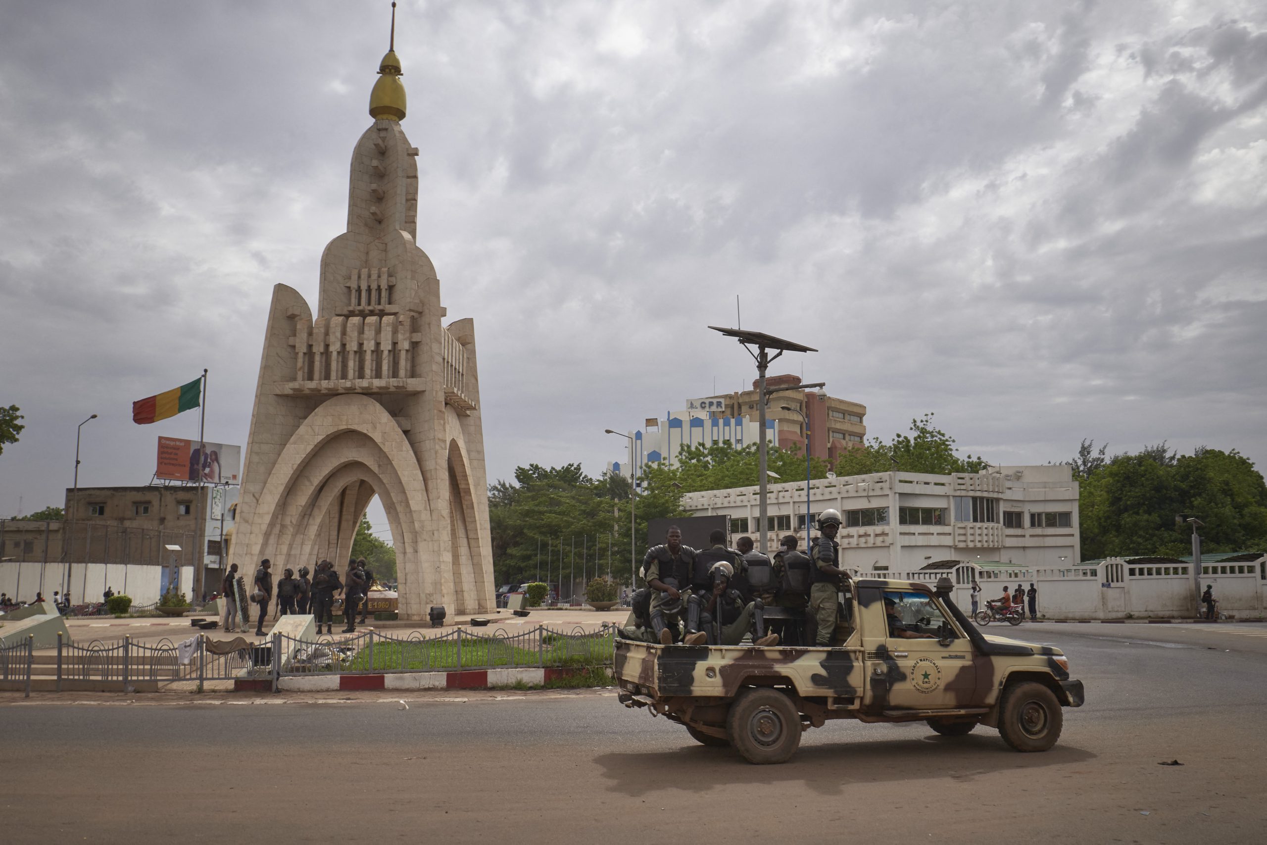 Mali authorities urged to drop plan to dissolve political parties