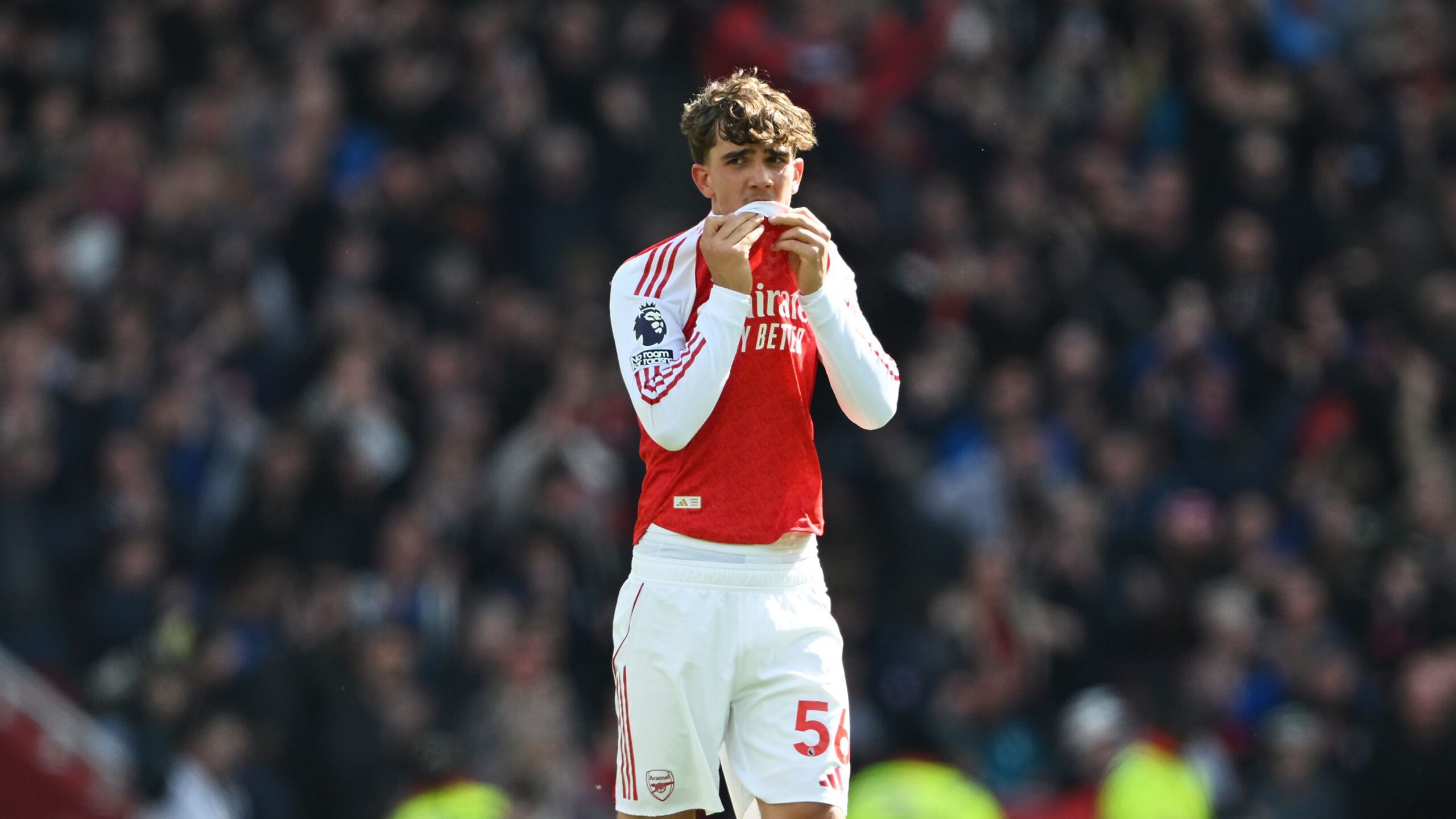 Young arsenal prodigy sets premier league debut record