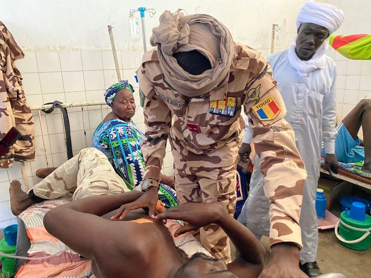 Joint force commander visits injured soldiers from korbol