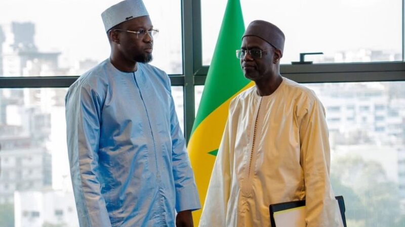 Prime minister handover at Senegal’s primature: sonko to al aminou lo
