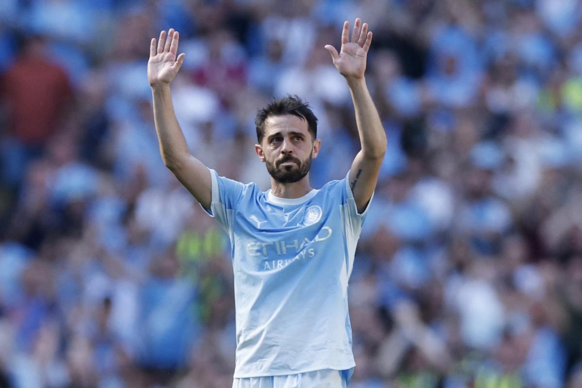 Bernardo silva bids farewell to manchester city with emotional tribute