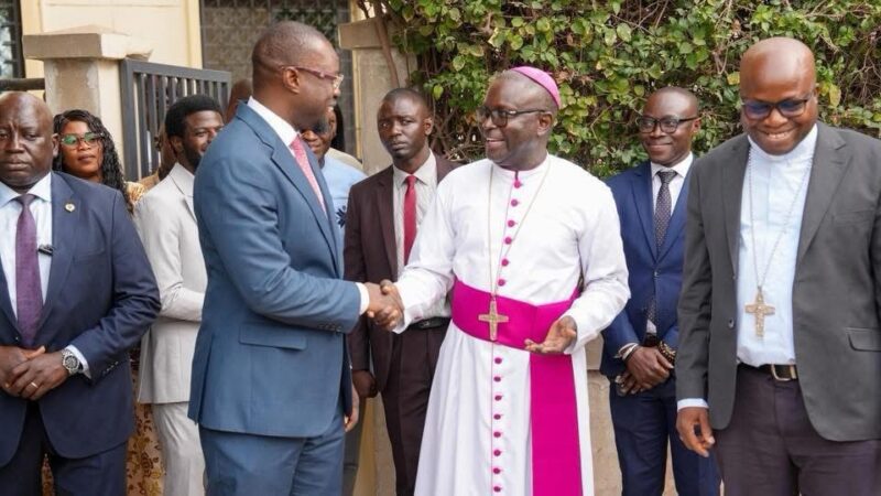 Prime minister meets archbishop ahead of Senegal pilgrimage