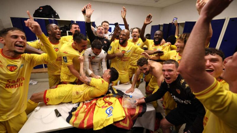Le Mans promoted to Ligue 1 after chaotic final day