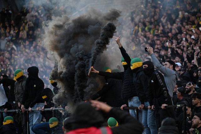 FC Nantes condemns pitch invasion by supporters after match against Toulouse
