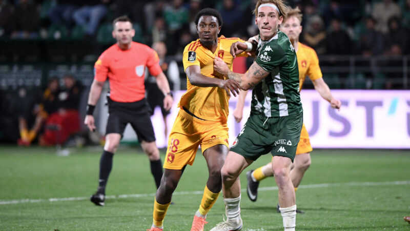 Rodez shocks Red Star in chaotic Ligue 2 playoff clash