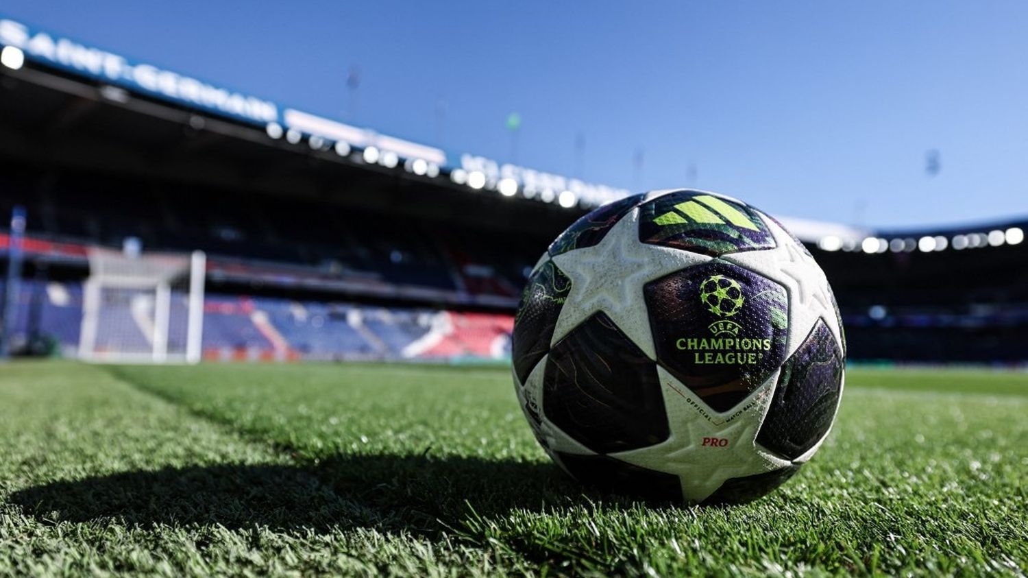 Psg fans to watch champions league final live at parc des princes