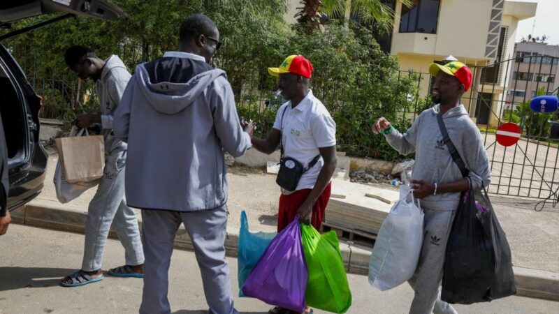 First Senegalese fans return home after detention in Morocco