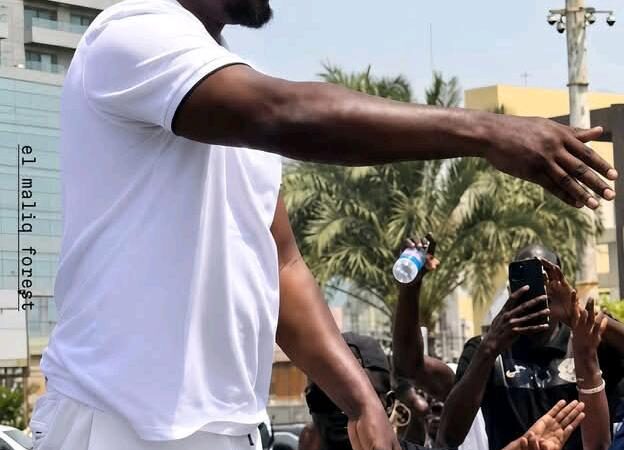 Dakar march welcomes Ousmane Sonko with jubilant supporters