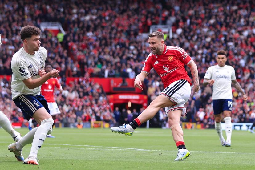 Luke Shaw scores a stunning volley for Manchester United