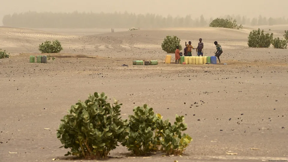 Dried lake of Faguibine in the Tombouctou region highlights water scarcity in Mali