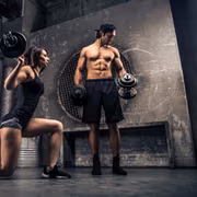 Crossfit includes 52 varied exercises blending weightlifting, gymnastics, and strength training. © oneinchpunch, fotolia
