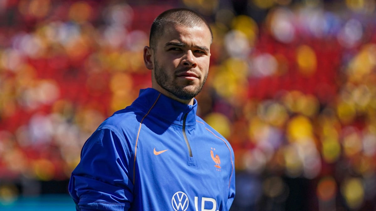 Lucas chevalier’s psg future: a loan move suggested amidst career crossroads