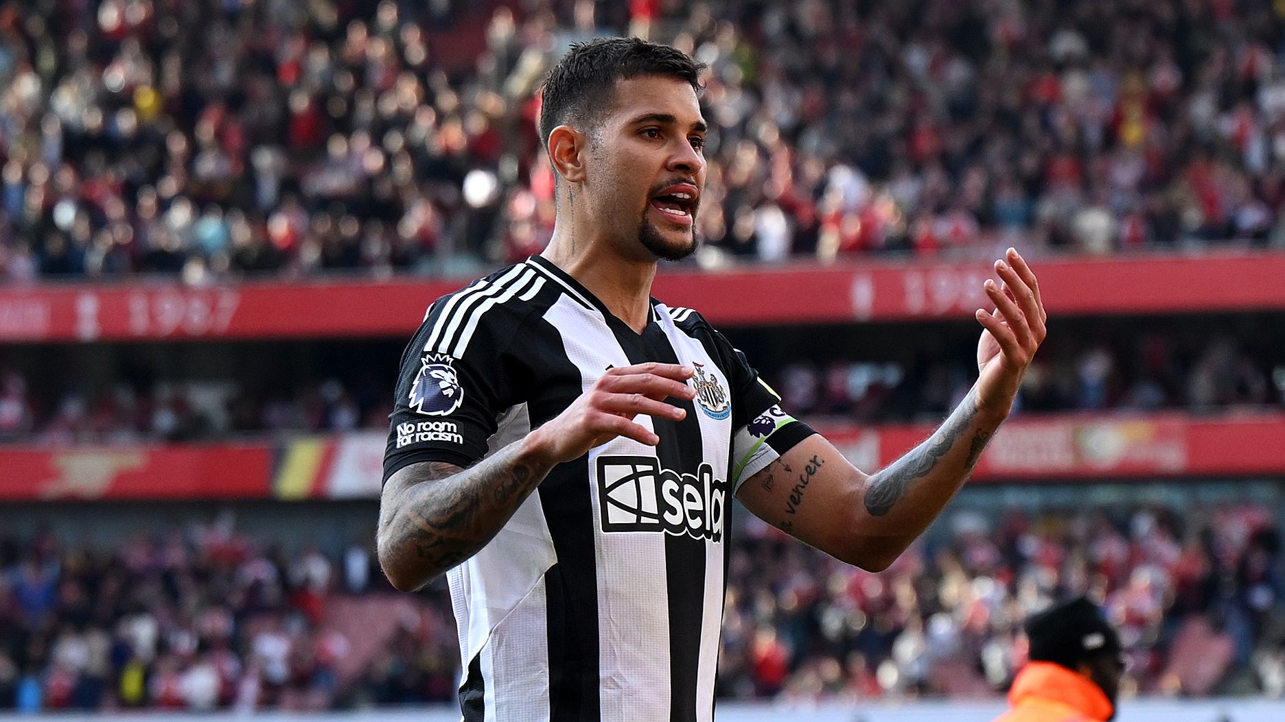 Arsenal Entame des Discussions avec Newcastle pour le Transfert de Bruno Guimaraes
