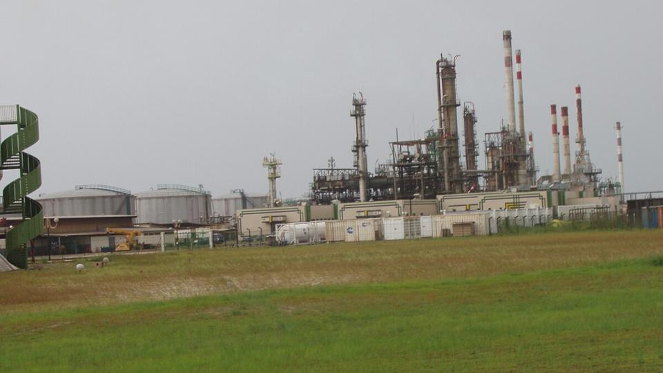 Gabon urged to upgrade SOGARA refinery to cut fuel imports