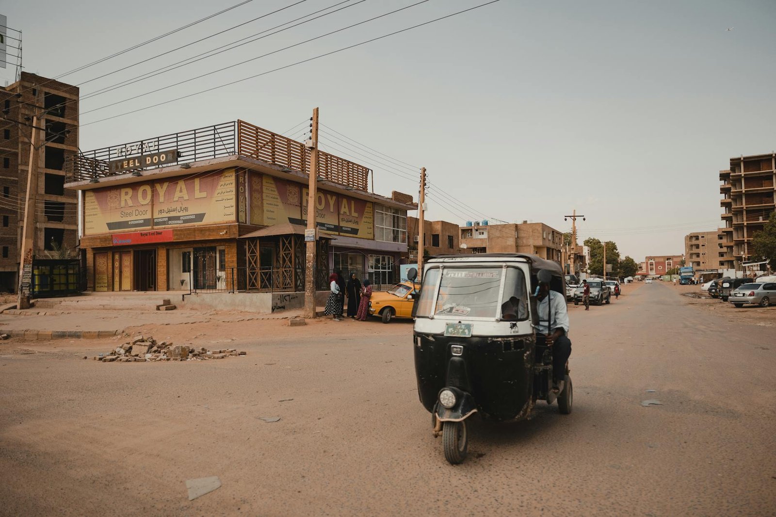 JNIM tightens blockade on Bamako while targeting Manantali dam in Mali