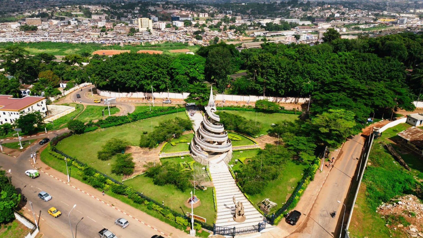Cameroon secures 623 billion fcfa in afd financing by 2025