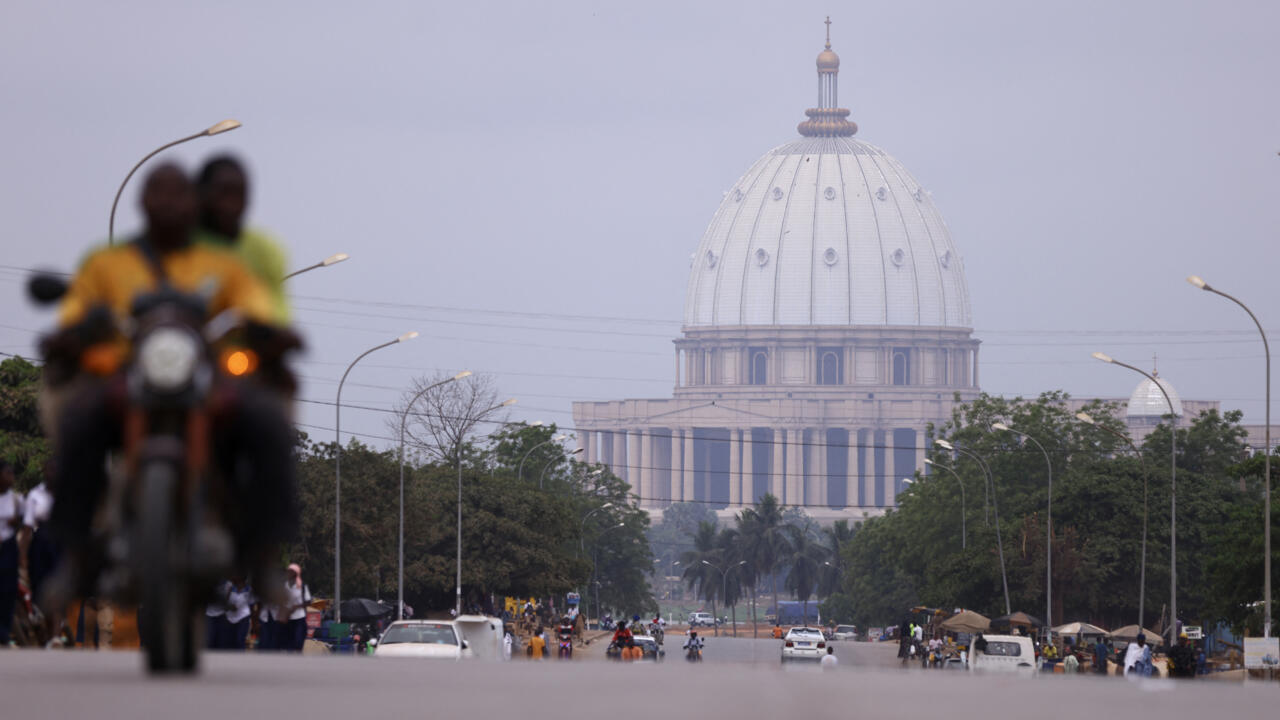Yamoussoukro’s real estate surge: investors thrive while farmers worry