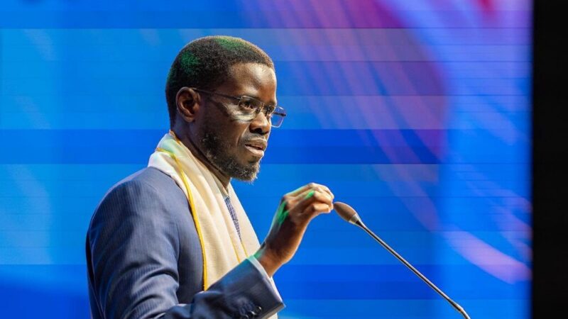 Senegal: three influencers jailed for insulting the president