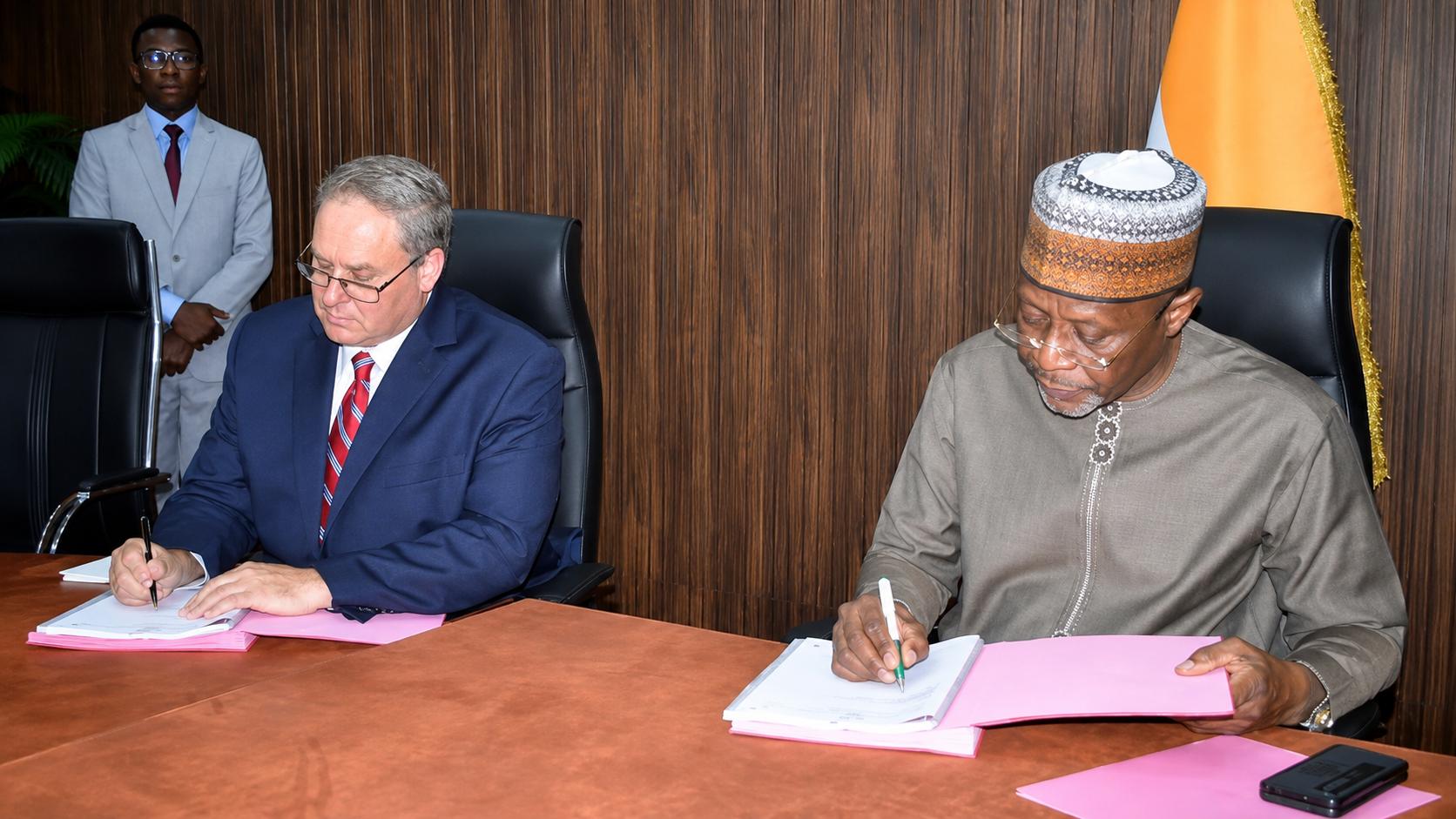 Niger’s risky 1.9 billion deal with unproven firm threatens energy future