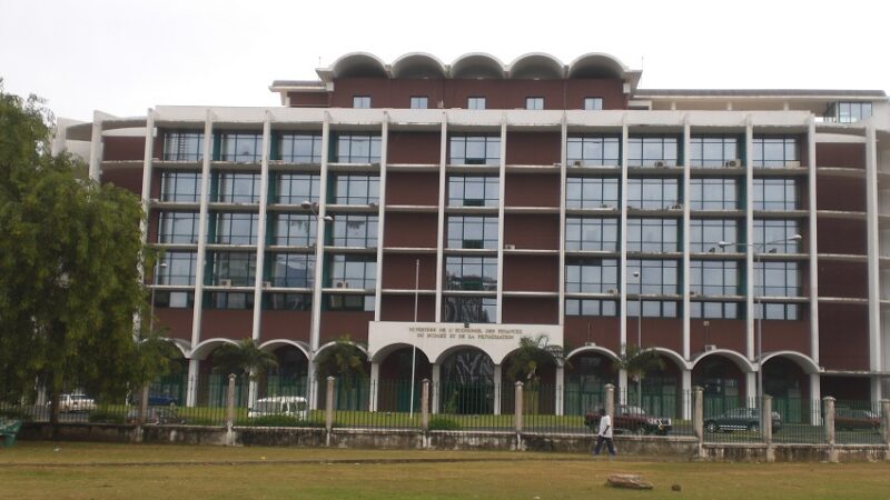 Gabon confronts a substantial $330 million debt claim