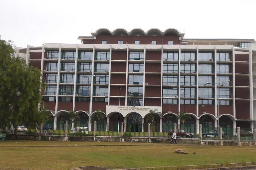 Gabon confronts a substantial $330 million debt claim