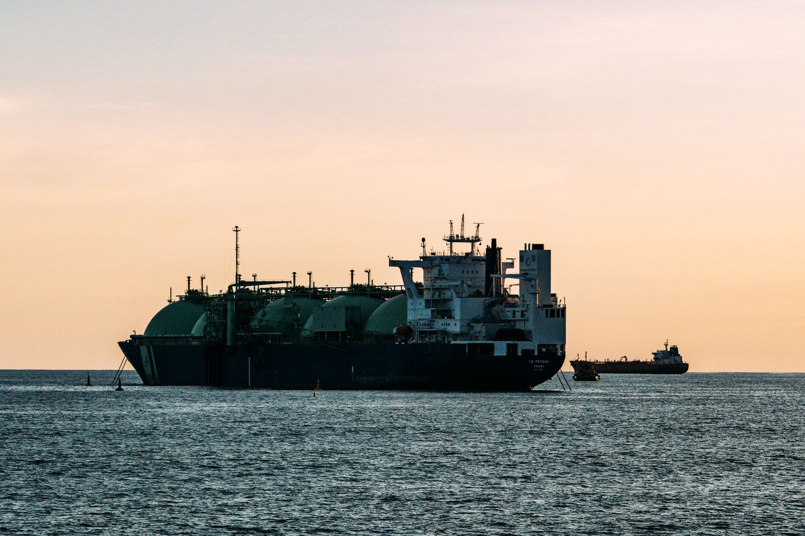 Kosmos energy updates on the grand tortue ahmeyim gas project progress