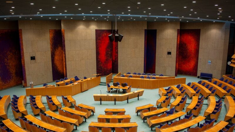 Thierno Alassane Sall challenges Pastef on ASER rural electrification contract in Senegal