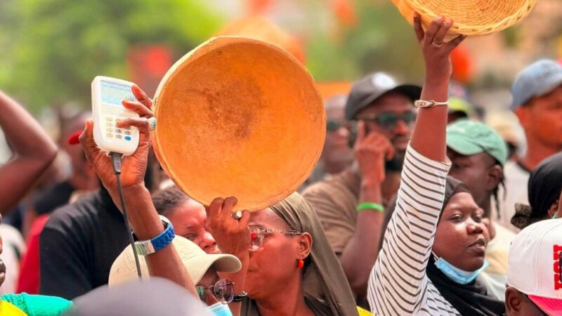 Sénégal : la contestation contre la vie chère s’installe après la marche des « paniers vides »